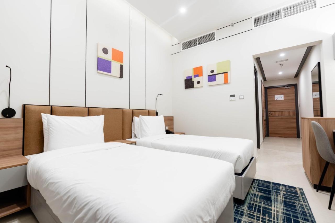 Resivation Hotel Dubaï Extérieur photo