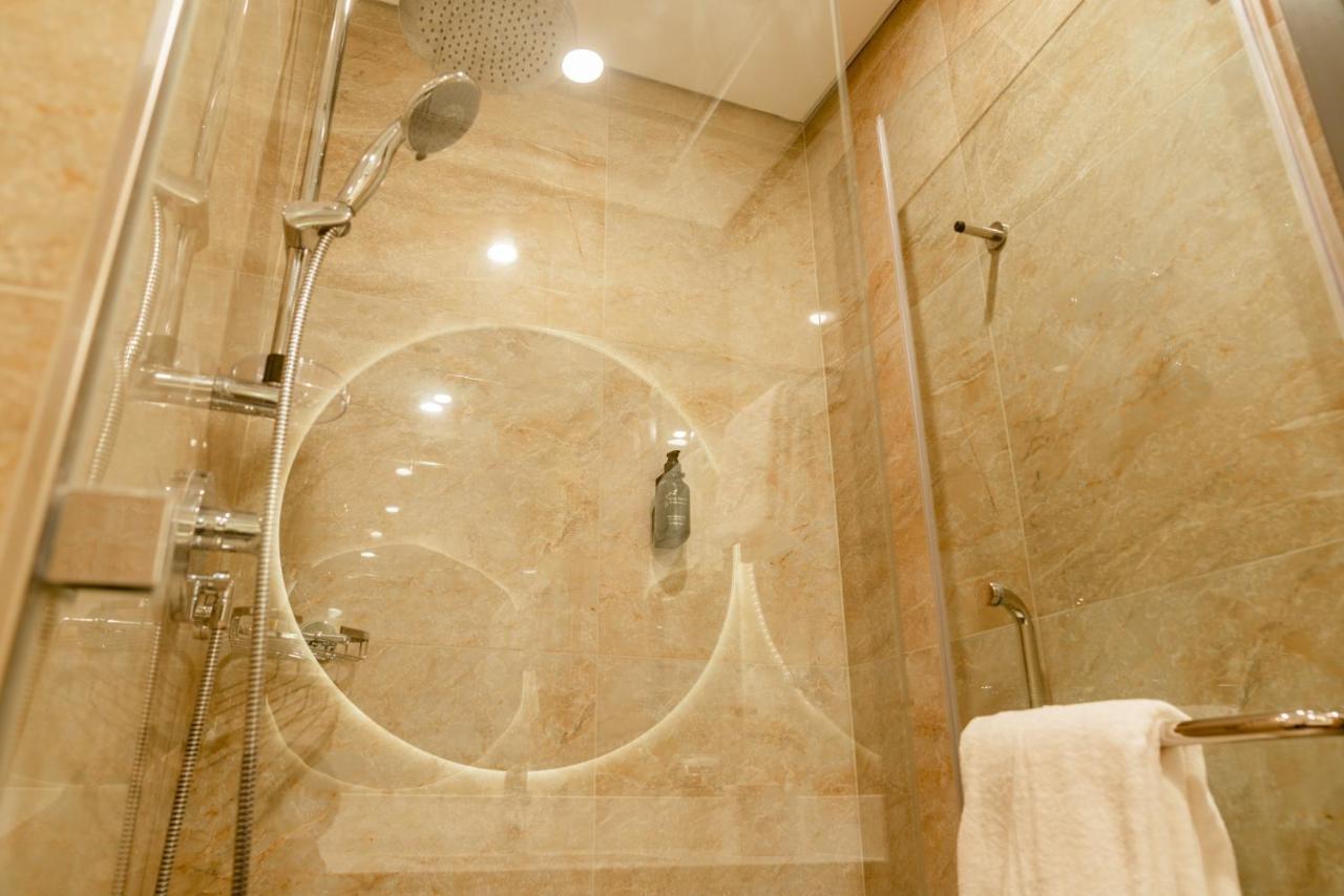 Resivation Hotel Dubaï Extérieur photo