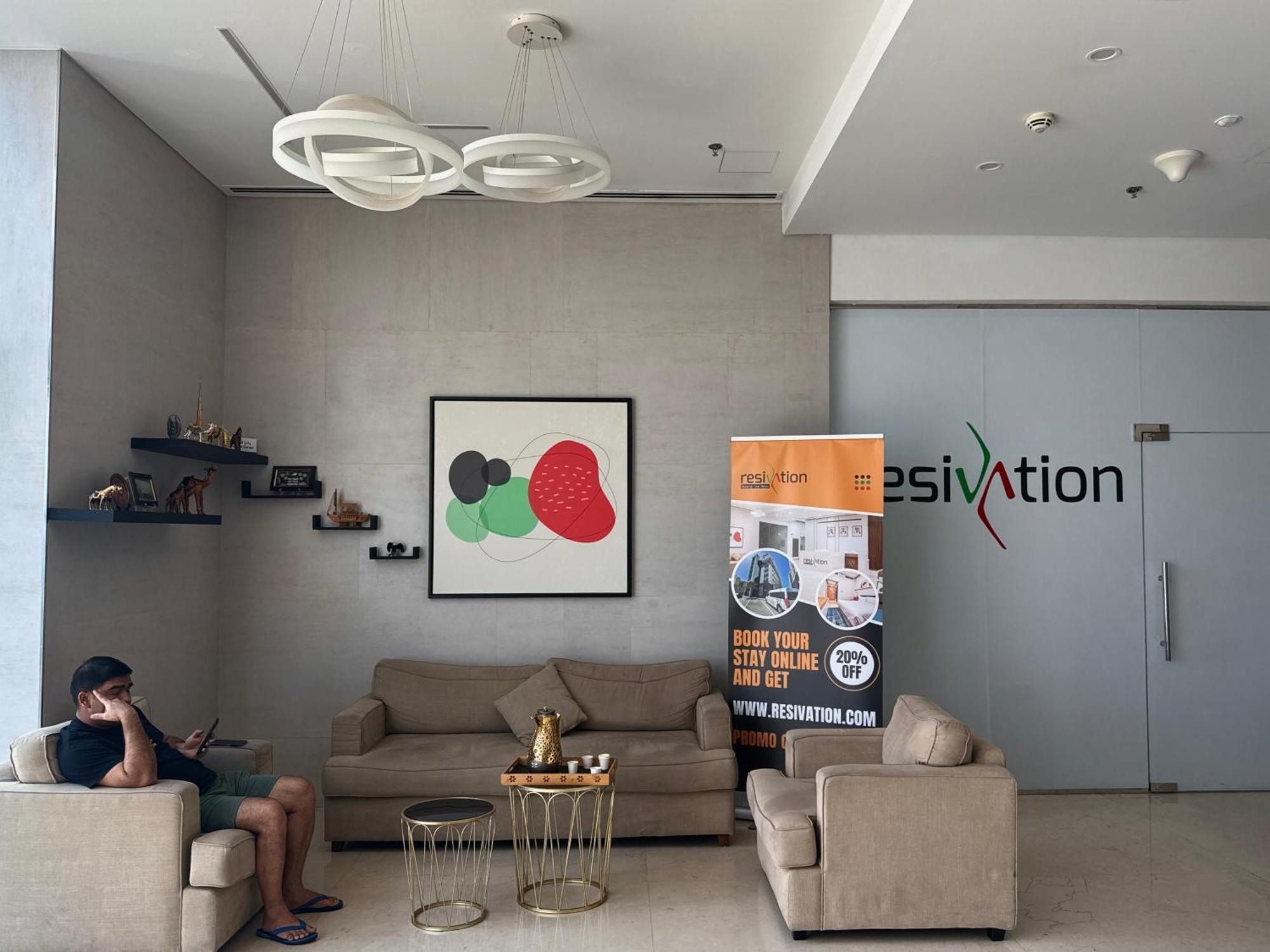 Resivation Hotel Dubaï Extérieur photo